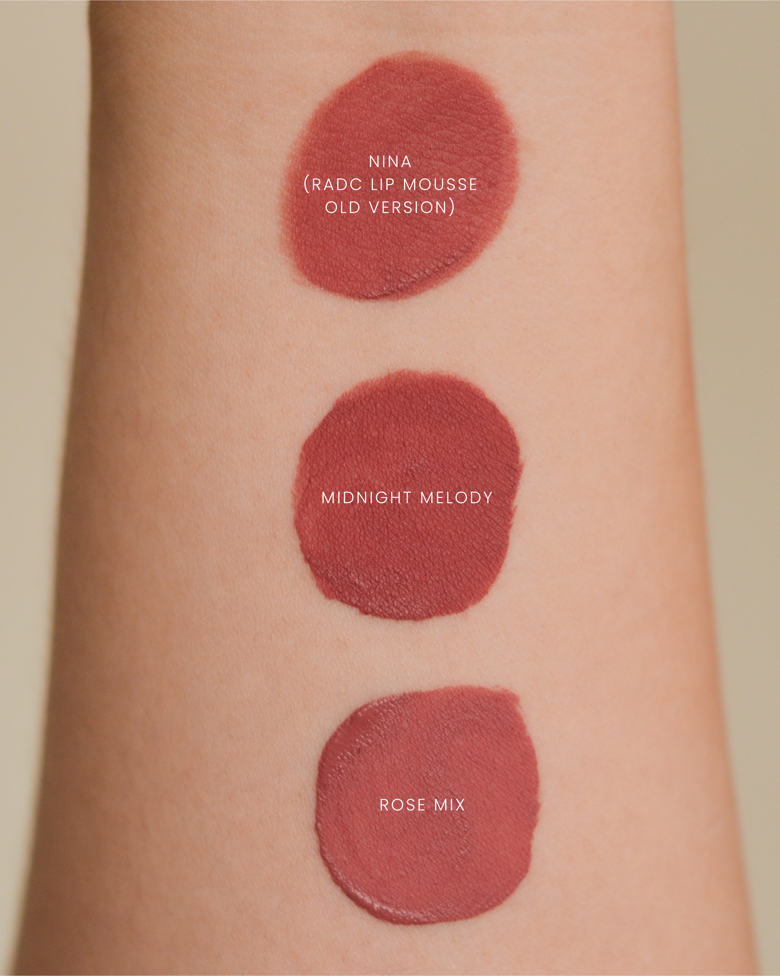 hand swatch rose all day lip mousse records